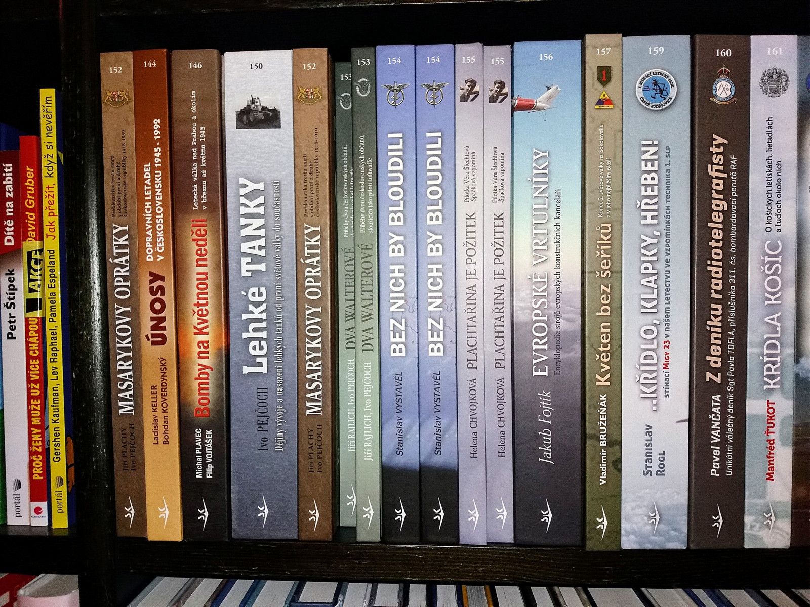 v�le�n� literatura